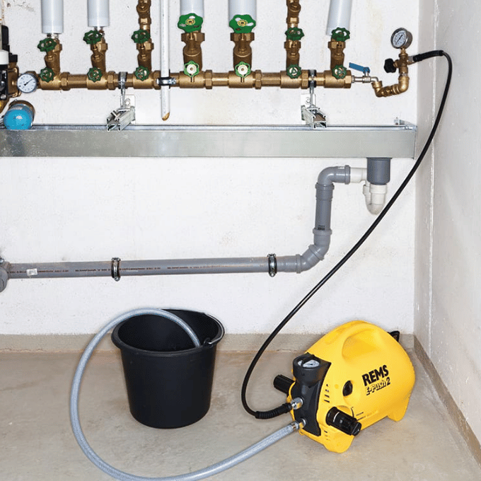REMS E-Push 2 Electric Testing Pump Operation Display