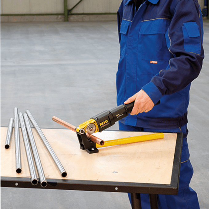 REMS Nano 12V Cordless Tube Cutting Machine